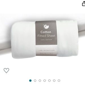 Guava lotus crib sheet